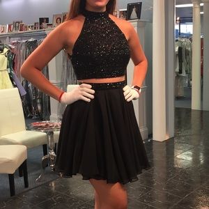 Sherri Hill Black Cocktail Two-Piece size 8